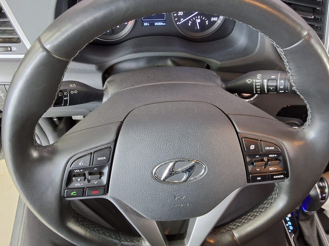 HYUNDAI ALL NEW TUCSON DIESEL 1.7 2WD MODERN 2017 - zdjęcie 17