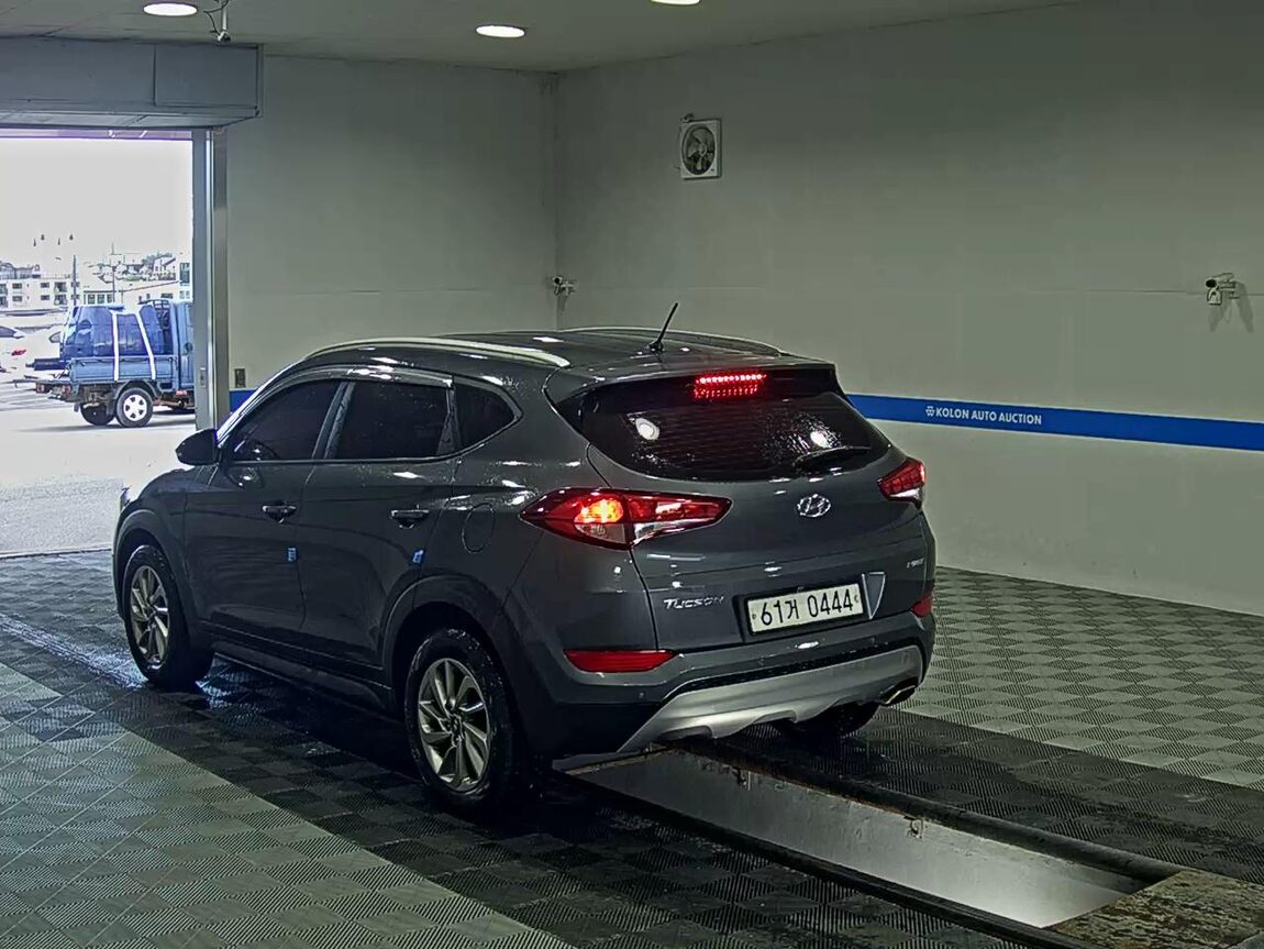 HYUNDAI ALL NEW TUCSON DIESEL 1.7 2WD MODERN 2017 - zdjęcie 6