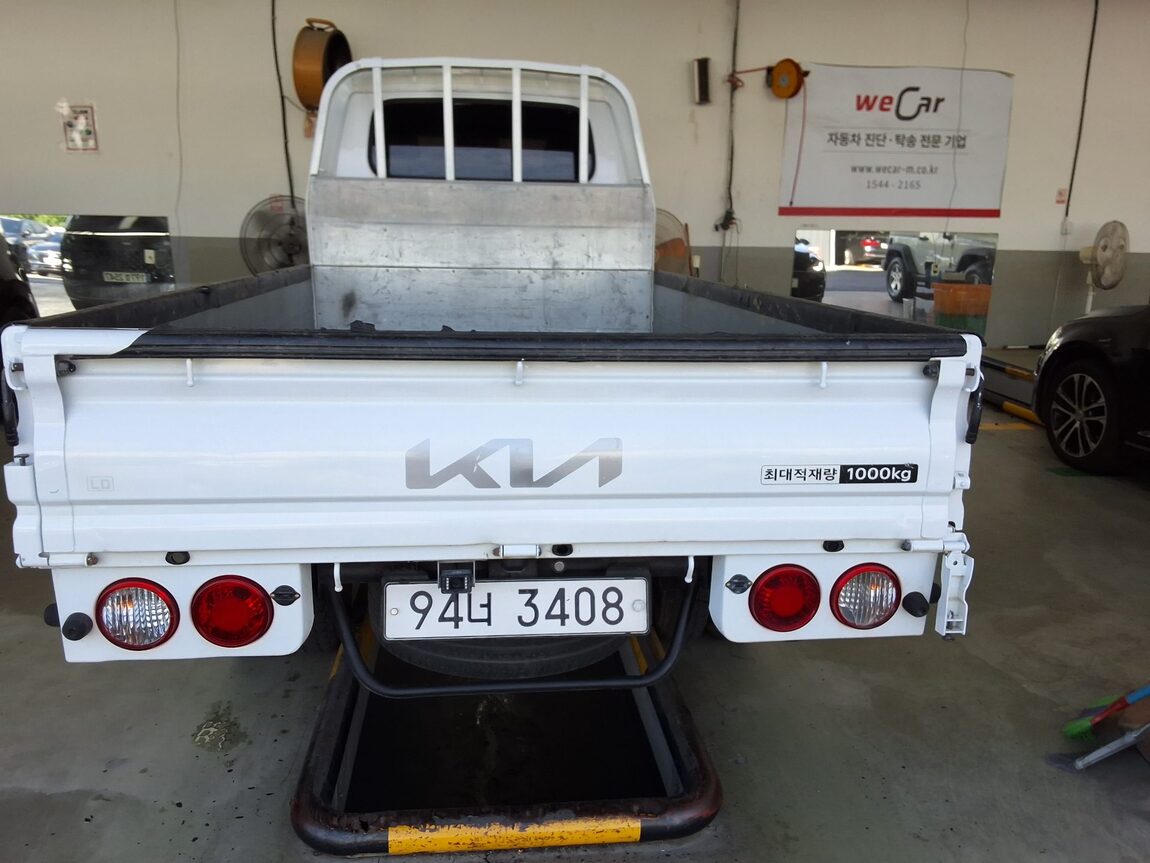 KIA THE NEW BONGO III CARGO SLIDING DOOR BOX TRUCK 2021 - zdjęcie 14