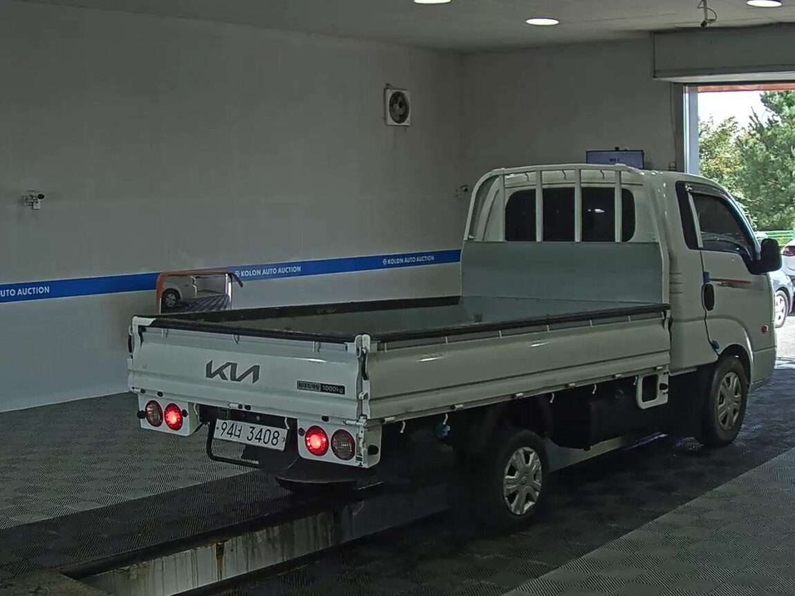 KIA THE NEW BONGO III CARGO SLIDING DOOR BOX TRUCK 2021 - zdjęcie 5
