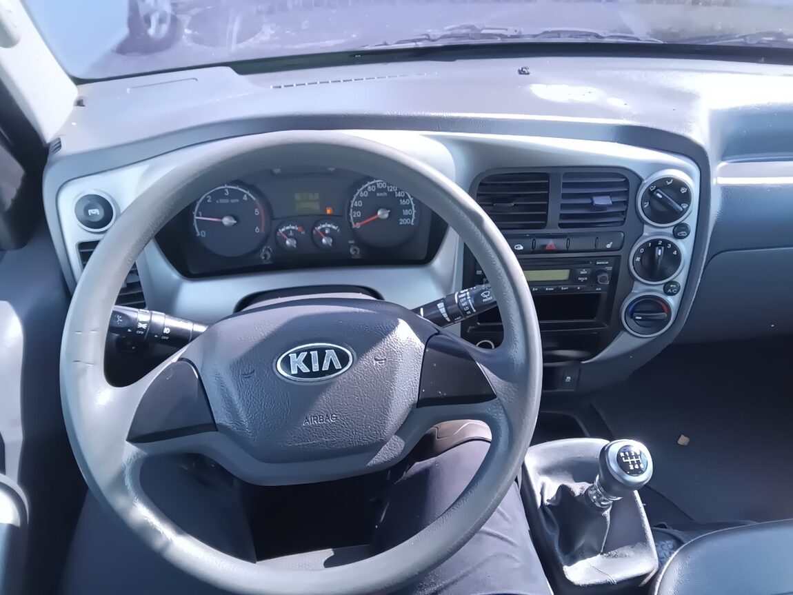 KIA BONGO III CARGO BUILT-IN BOX TRUCK 1 TON KING CAB 2016 - zdjęcie 15