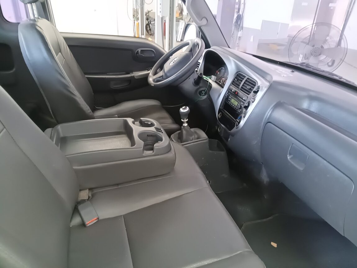 KIA BONGO III CARGO BUILT-IN BOX TRUCK 1 TON KING CAB 2016 - zdjęcie 21