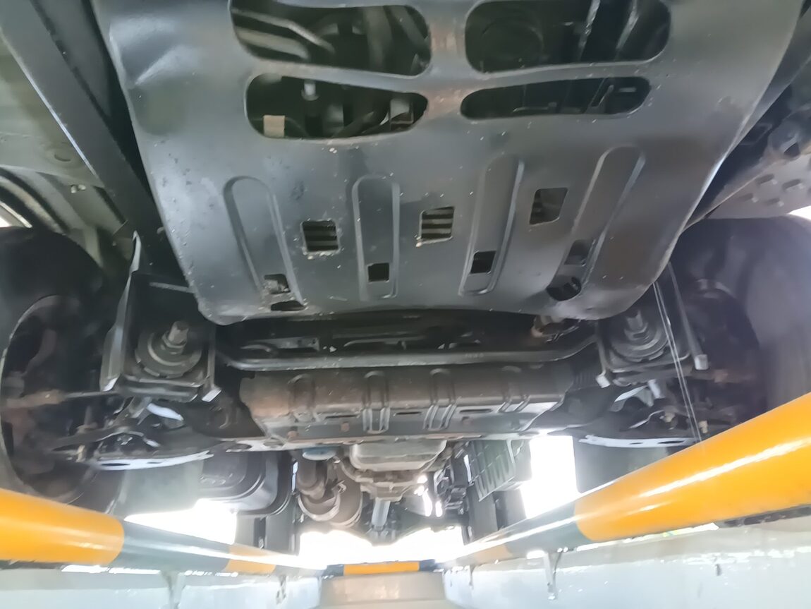 KIA BONGO III CARGO BUILT-IN BOX TRUCK 1 TON KING CAB 2016 - zdjęcie 22