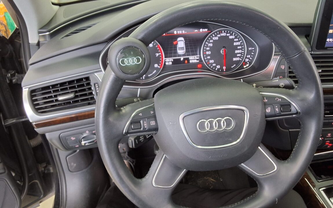 AUDI A6 (4TH GEN) 3.0 TFSI QUATTRO LED PACK 2013 - zdjęcie 17