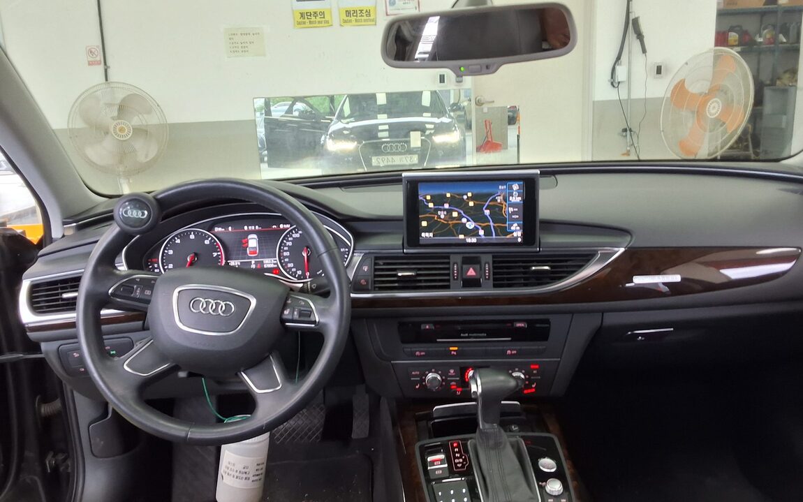 AUDI A6 (4TH GEN) 3.0 TFSI QUATTRO LED PACK 2013 - zdjęcie 11
