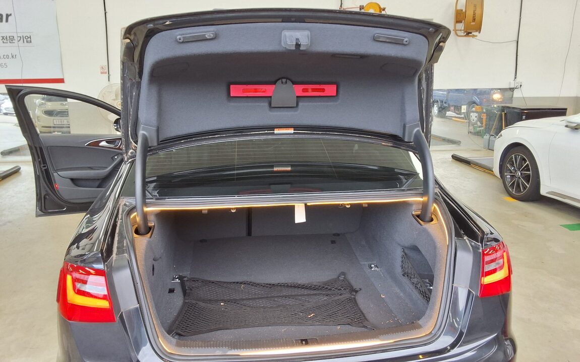 AUDI A6 (4TH GEN) 3.0 TFSI QUATTRO LED PACK 2013 - zdjęcie 15