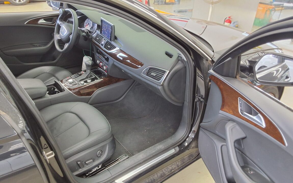 AUDI A6 (4TH GEN) 3.0 TFSI QUATTRO LED PACK 2013 - zdjęcie 14
