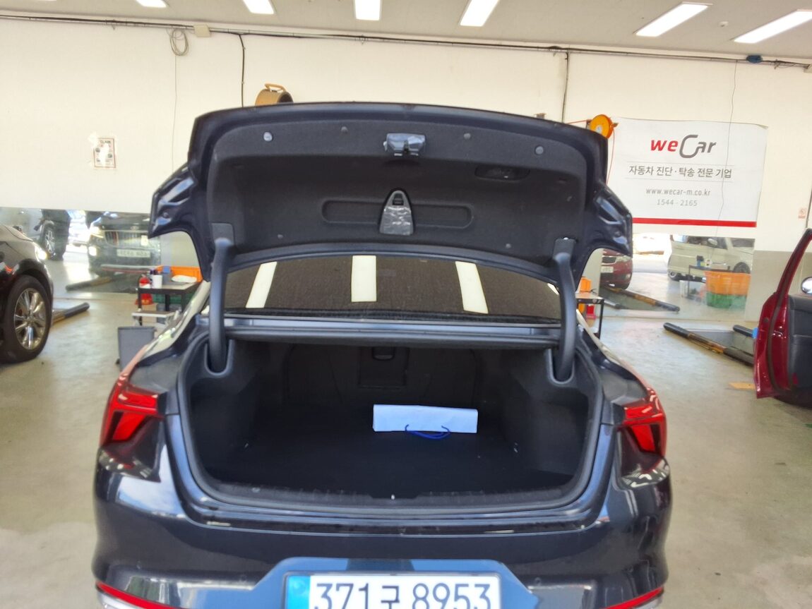 KIA K8 HYBRID HEV NOBLESSE 2022 - zdjęcie 16