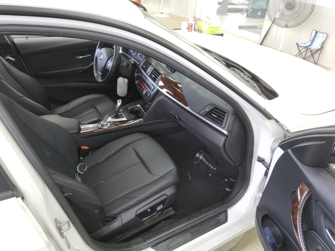 BMW 3 SERIES (6TH GEN) 320d 2013 - zdjęcie 14