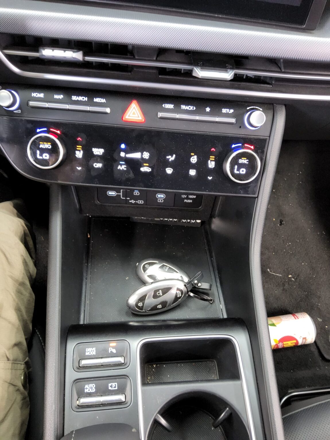 HYUNDAI SONATA THE EDGE HYBRID 2.0 HEV PREMIUM 2024 - zdjęcie 19