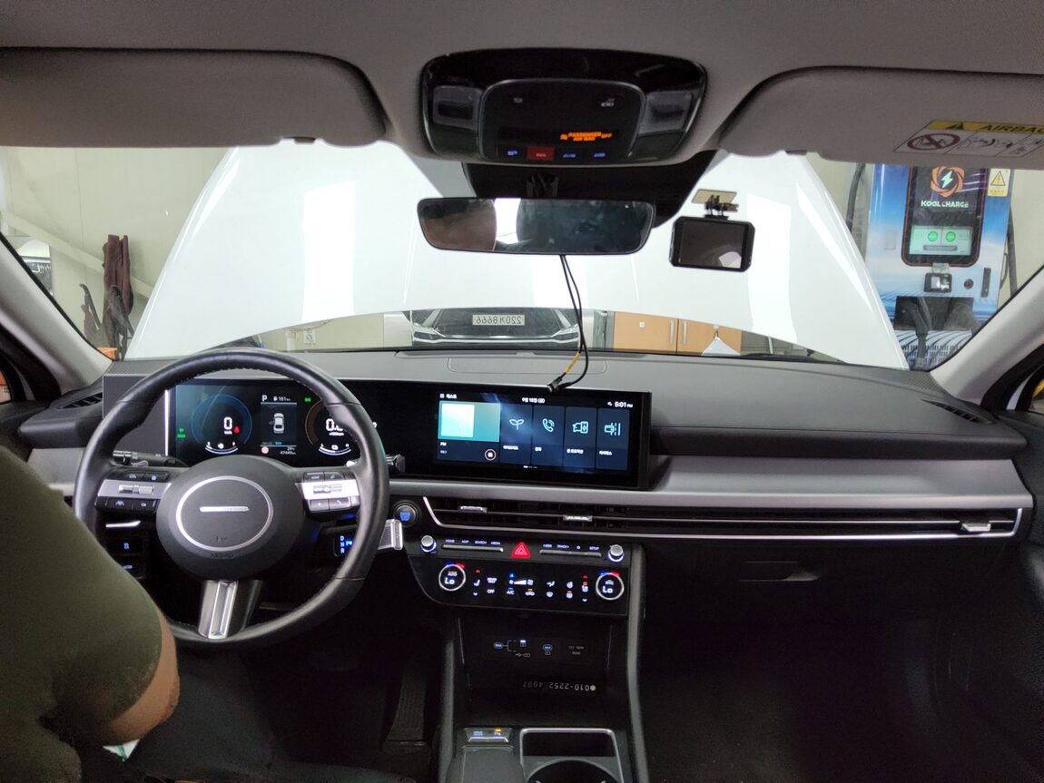 HYUNDAI SONATA THE EDGE HYBRID 2.0 HEV PREMIUM 2024 - zdjęcie 11
