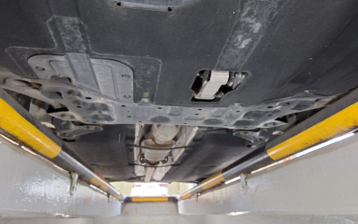 HYUNDAI THE NEW GRANDEUR IG GASOLINE 2.5 LE BLANC 2023 - zdjęcie 21