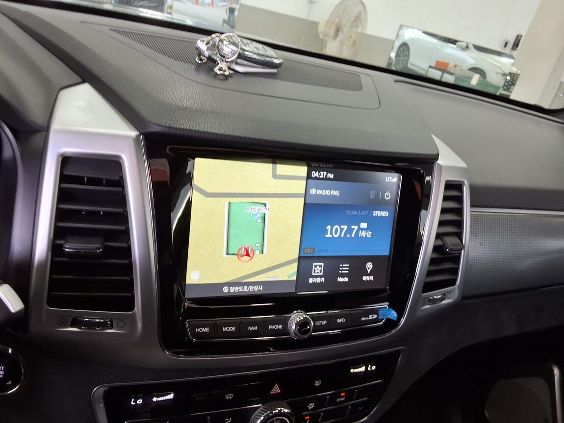 KG MOBILITY (SSANGYONG) ALL NEW REXTON 2.2 4WD THE BLACK 2023 - zdjęcie 18