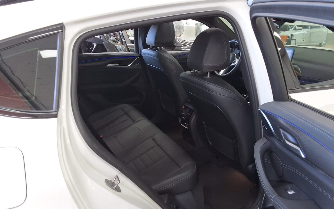 BMW X4 (2ND GEN) 20i xDRIVE M SPORT 2024 - zdjęcie 13