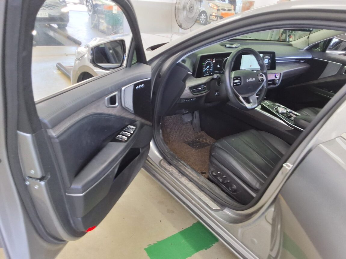 KIA K8 HYBRID HEV NOBLESSE 2022 - zdjęcie 10