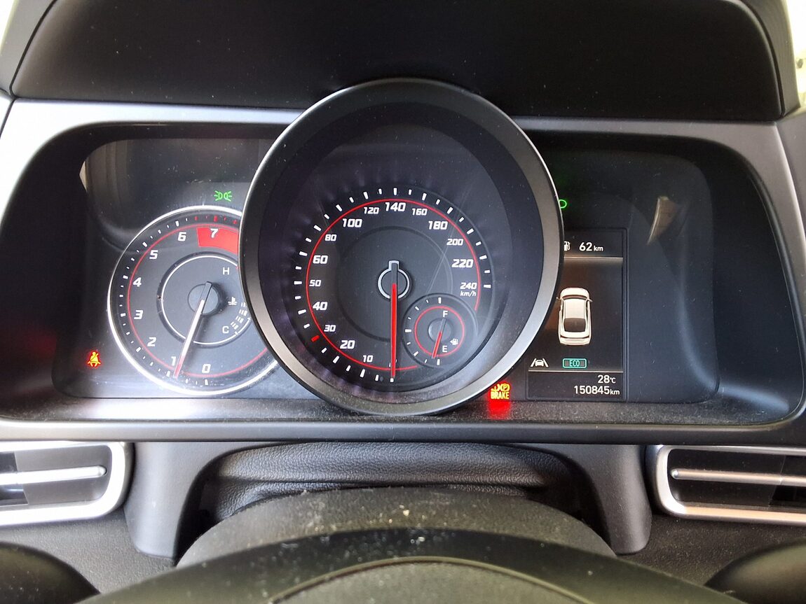 HYUNDAI AVANTE (CN7) 1.6 GASOLINE SMART 2021 - zdjęcie 10