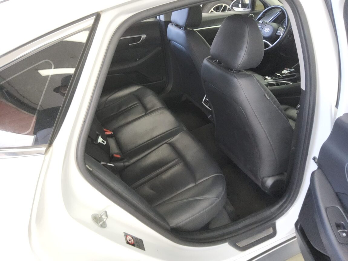 HYUNDAI SONATA (DN8) G2.0 PREMIUM 2021 - zdjęcie 13