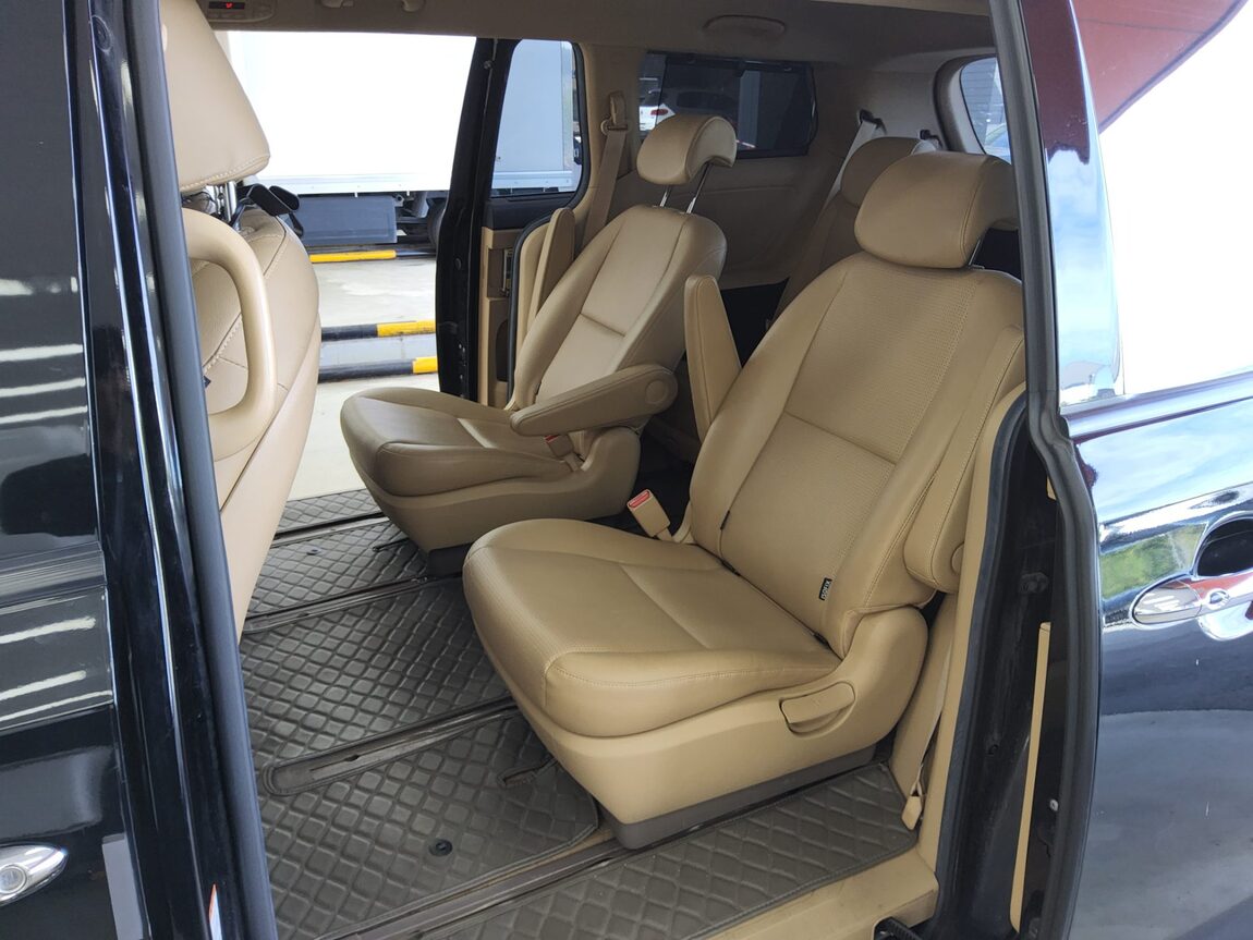 KIA THE NEW CARNIVAL 9-SEATER DIESEL PRESTIGE 2020 - zdjęcie 12