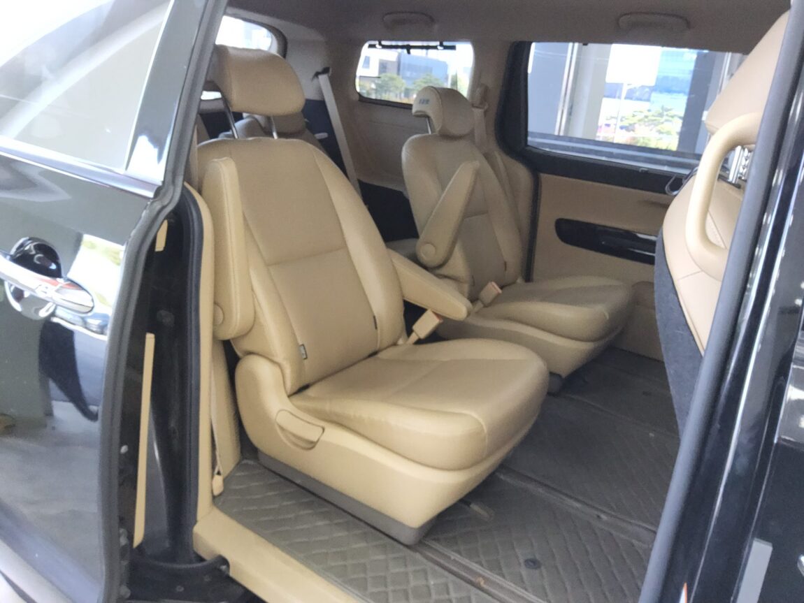 KIA THE NEW CARNIVAL 9-SEATER DIESEL PRESTIGE 2020 - zdjęcie 13