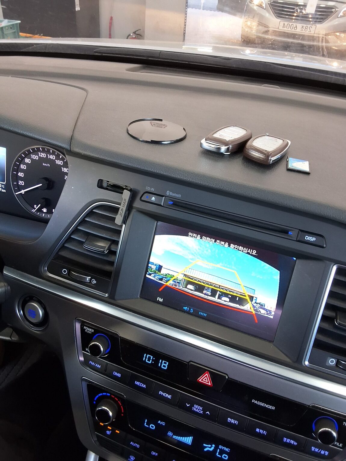 HYUNDAI LF SONATA LPi DISABLED VEHICLE SMART 2015 - zdjęcie 17