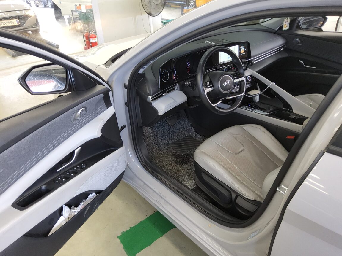 HYUNDAI THE NEW AVANTE (CN7) 1.6 LPI RENTAL CAR MODERN 2023 - zdjęcie 10
