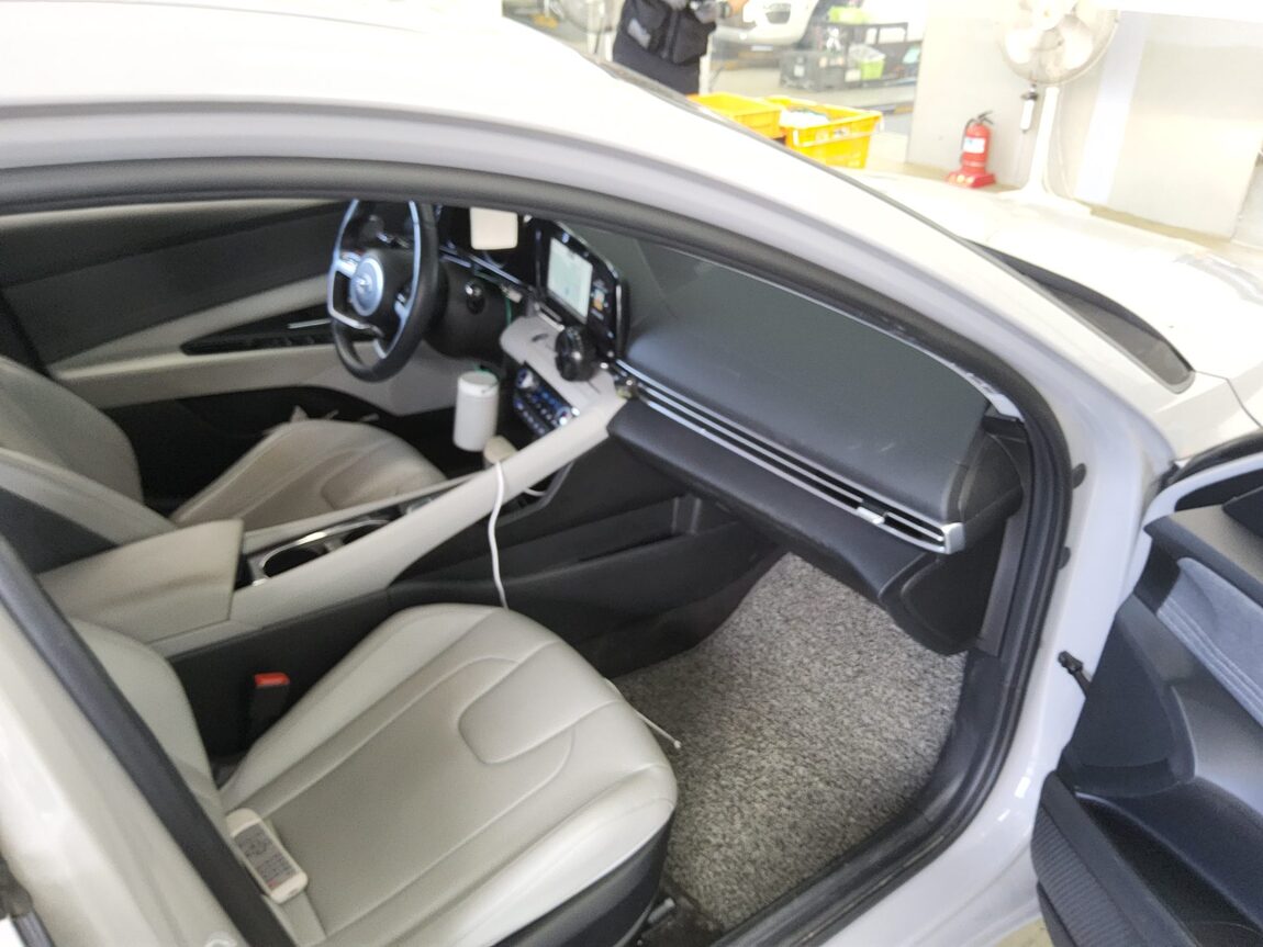 HYUNDAI THE NEW AVANTE (CN7) 1.6 LPI RENTAL CAR MODERN 2023 - zdjęcie 14