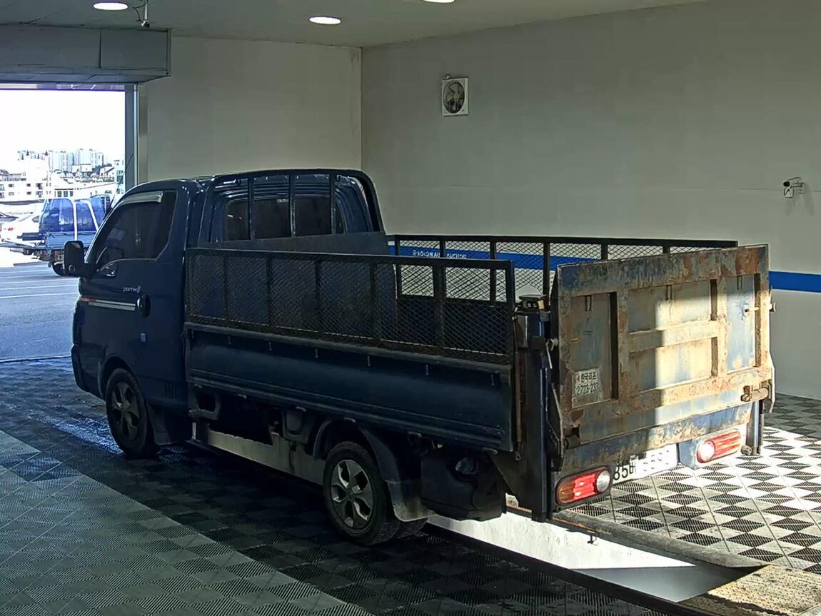 HYUNDAI PORTER II CRDi SUPER CAB EXTRA LONG WHEELBASE MODERN 2020 - zdjęcie 6