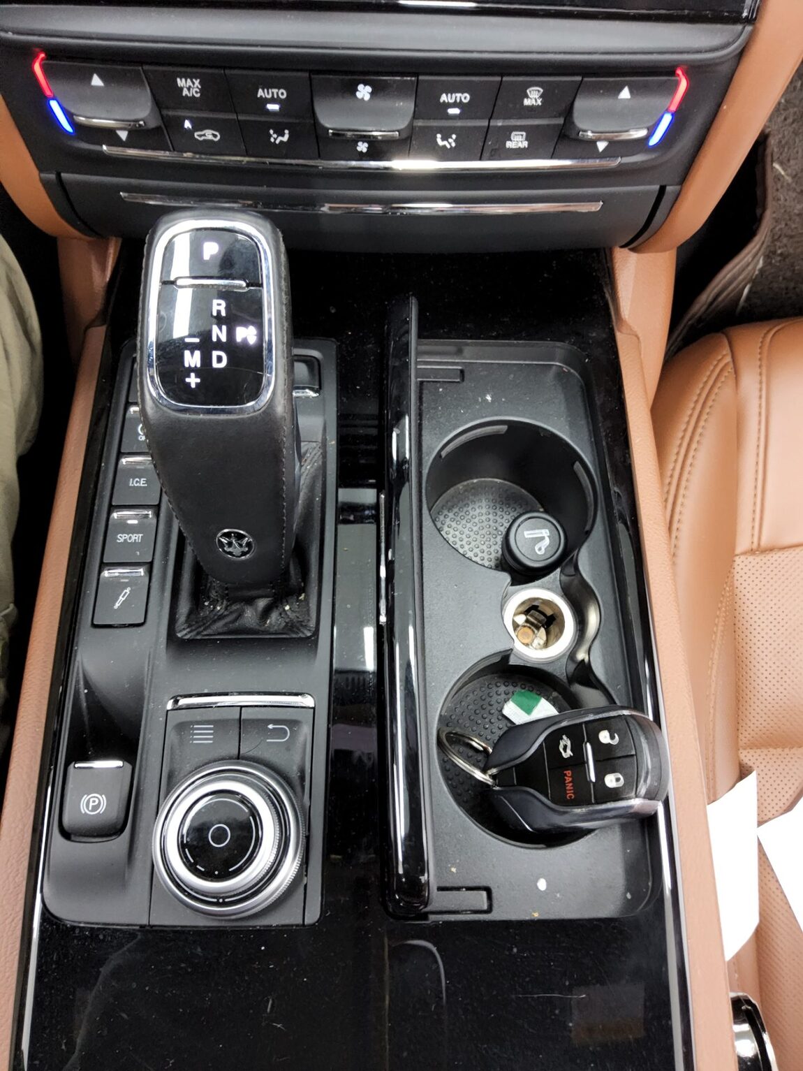 MASERATI QUATTROPORTE (6TH GEN) 3.0 S Q4 2019 - zdjęcie 19
