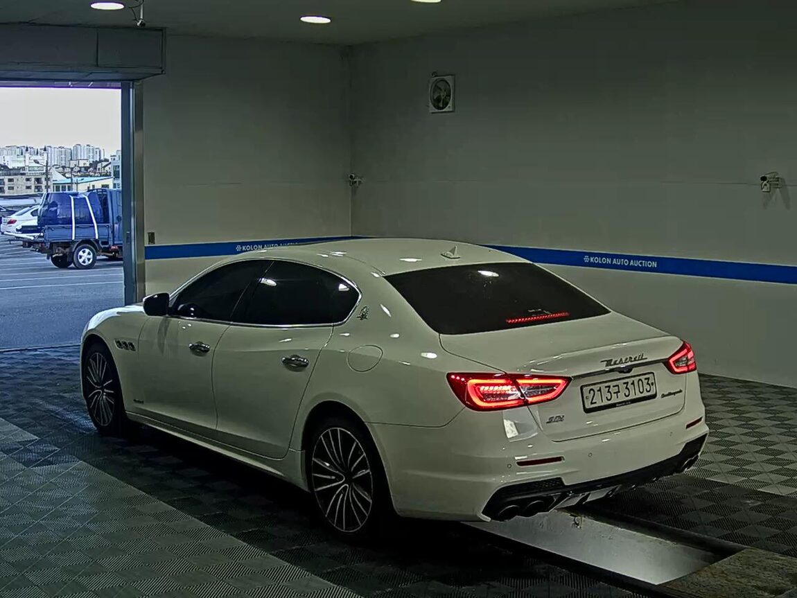 MASERATI QUATTROPORTE (6TH GEN) 3.0 S Q4 2019 - zdjęcie 6