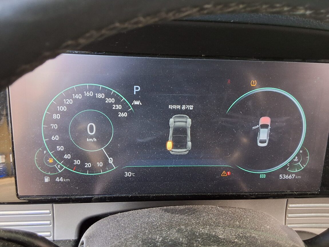 HYUNDAI THE NEW GRANDEUR IG GASOLINE 2.5 PREMIUM CHOICE 2021 - zdjęcie 9