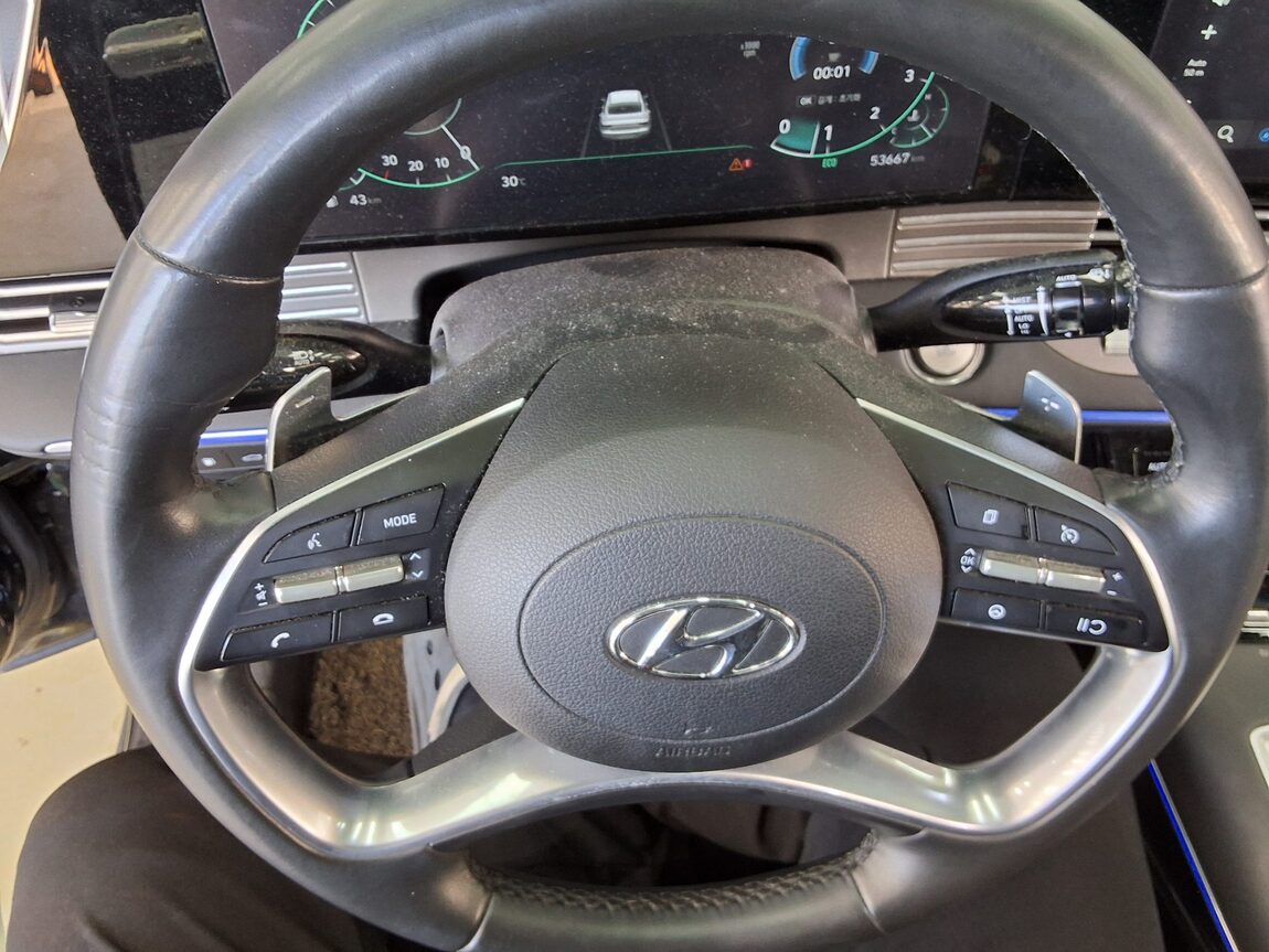 HYUNDAI THE NEW GRANDEUR IG GASOLINE 2.5 PREMIUM CHOICE 2021 - zdjęcie 17