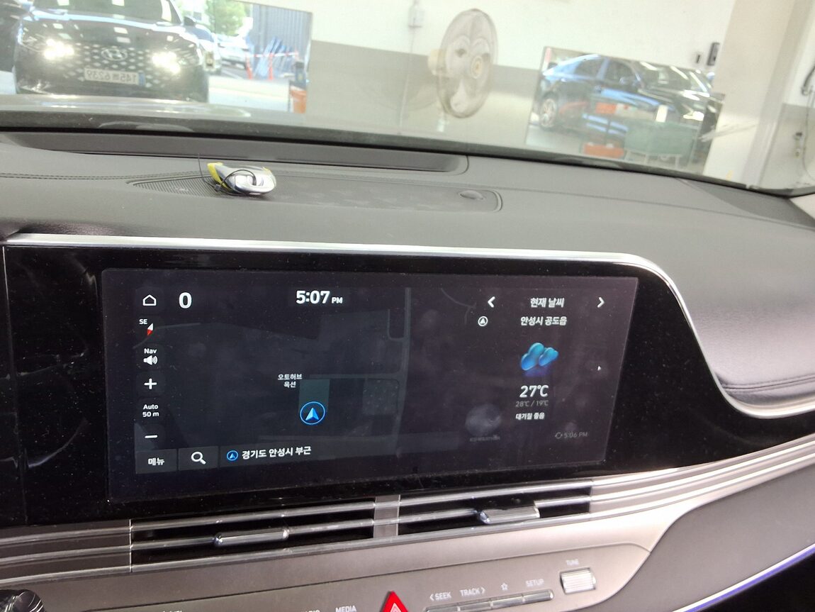 HYUNDAI THE NEW GRANDEUR IG GASOLINE 2.5 PREMIUM CHOICE 2021 - zdjęcie 18