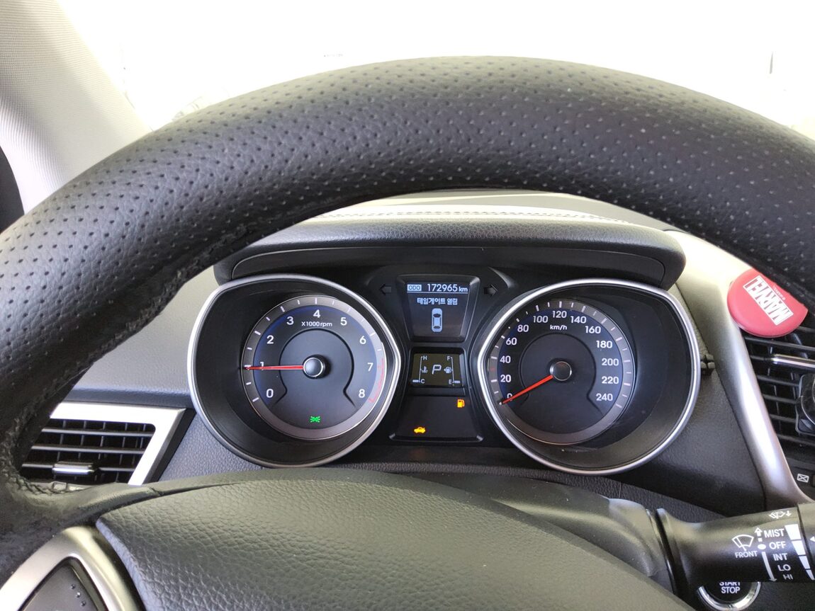 HYUNDAI NEW i30 1.6 GDi EXTREME 2012 - zdjęcie 9