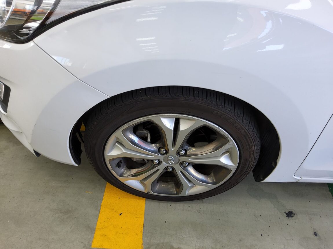 HYUNDAI NEW i30 1.6 GDi EXTREME 2012 - zdjęcie 23