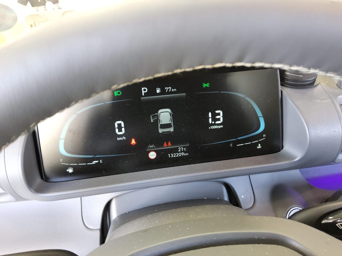 HYUNDAI CASPER GASOLINE 1.0 INSPIRATION 2023 - zdjęcie 9