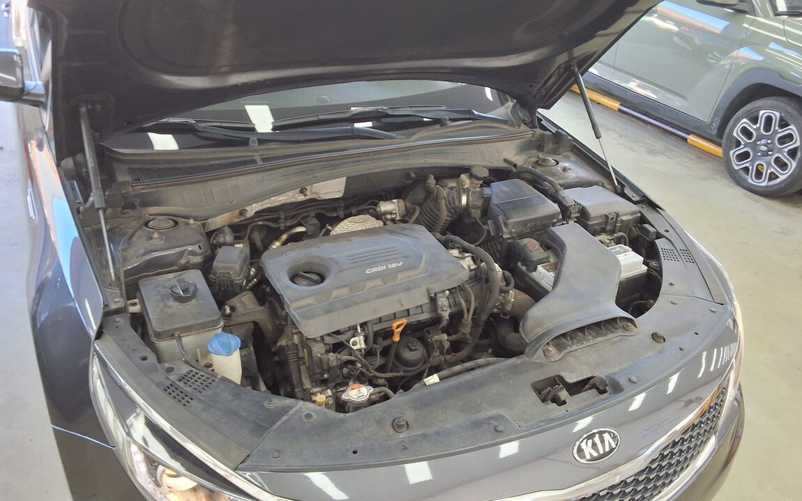 KIA NEW K5 1.7 DIESEL PRESTIGE MX 2016 - zdjęcie 21