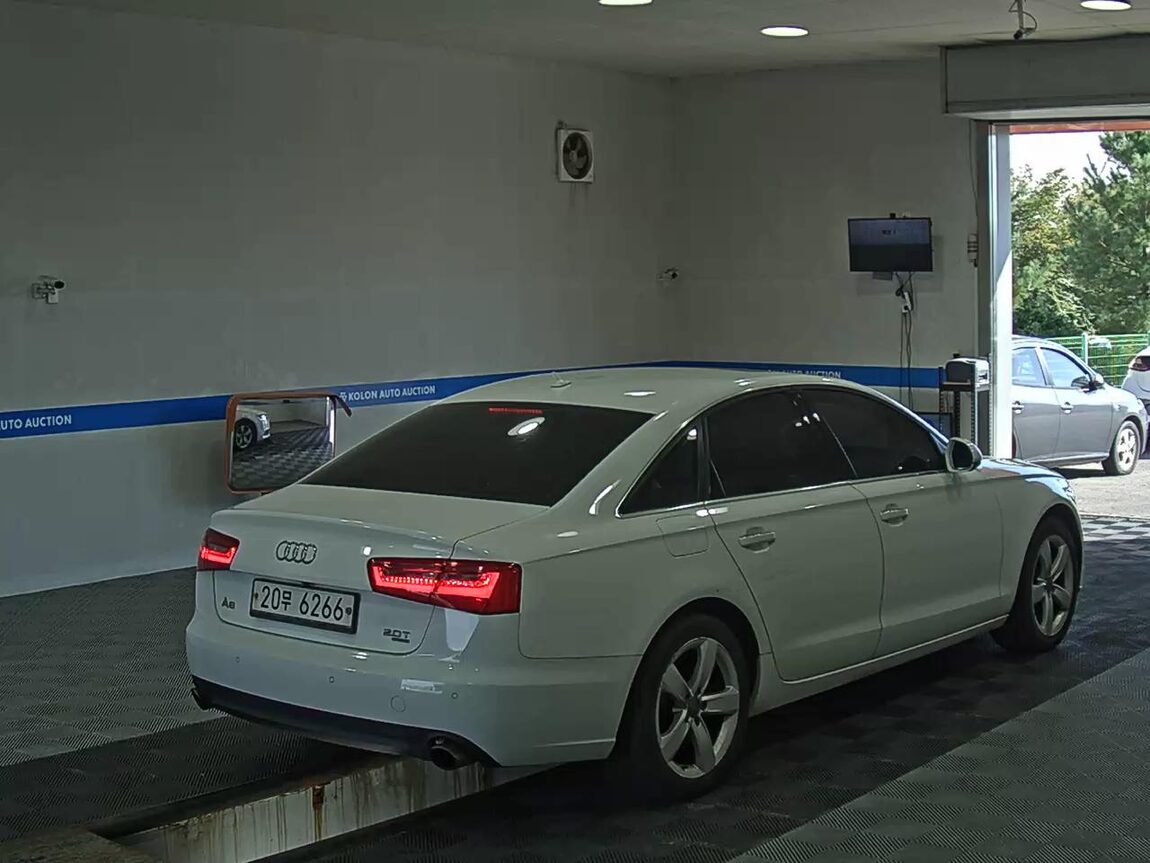 AUDI A6 (4TH GEN) 2.0 TFSI QUATTRO DYNAMIC 2014 - zdjęcie 5
