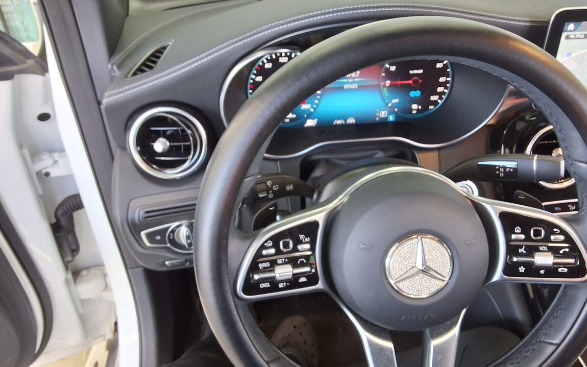 MERCEDES-BENZ GLC-CLASS GLC 300e 4MATIC 2021 - zdjęcie 17