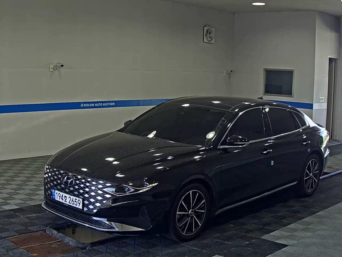 HYUNDAI THE NEW GRANDEUR IG GASOLINE 2.5 LE BLANC 2023 - zdjęcie 2