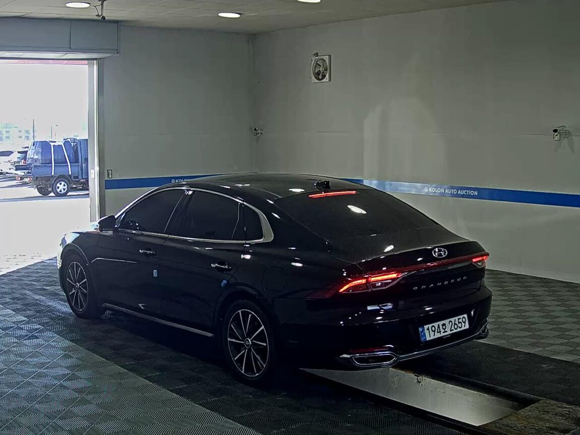 HYUNDAI THE NEW GRANDEUR IG GASOLINE 2.5 LE BLANC 2023 - zdjęcie 6