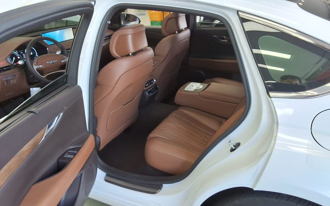 GENESIS THE ALL NEW G80 GASOLINE 2.5 AWD BASE MODEL 2022 - zdjęcie 12