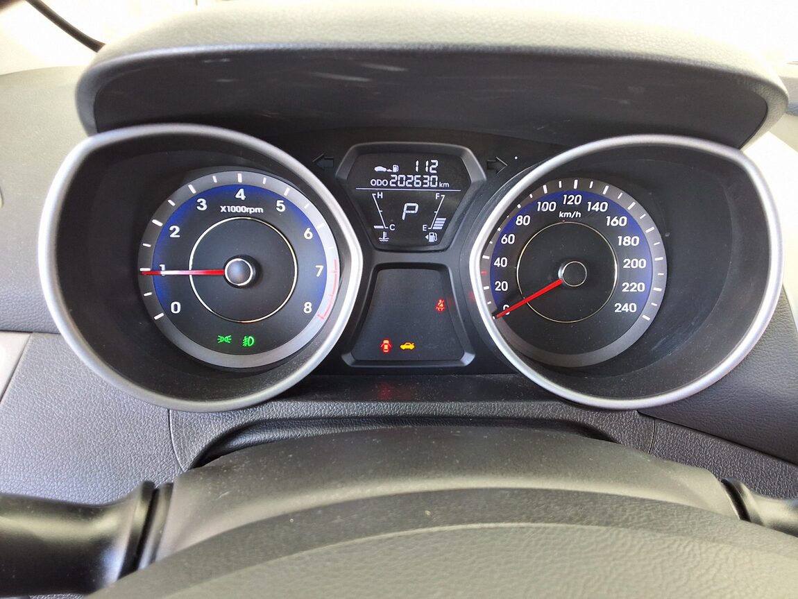 HYUNDAI AVANTE MD M16 GDi LUXURY 2012 - zdjęcie 9