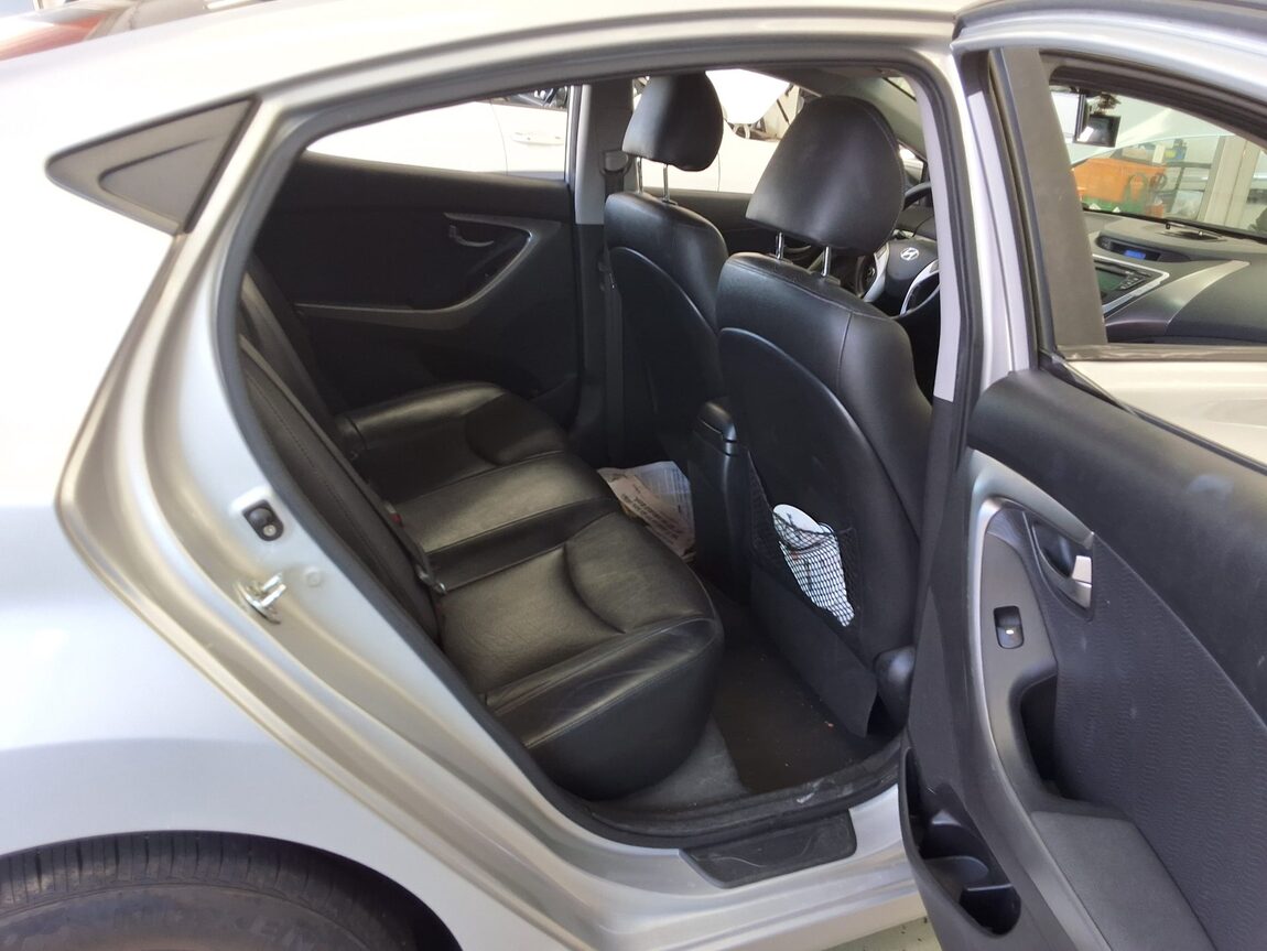 HYUNDAI AVANTE MD M16 GDi LUXURY 2012 - zdjęcie 13