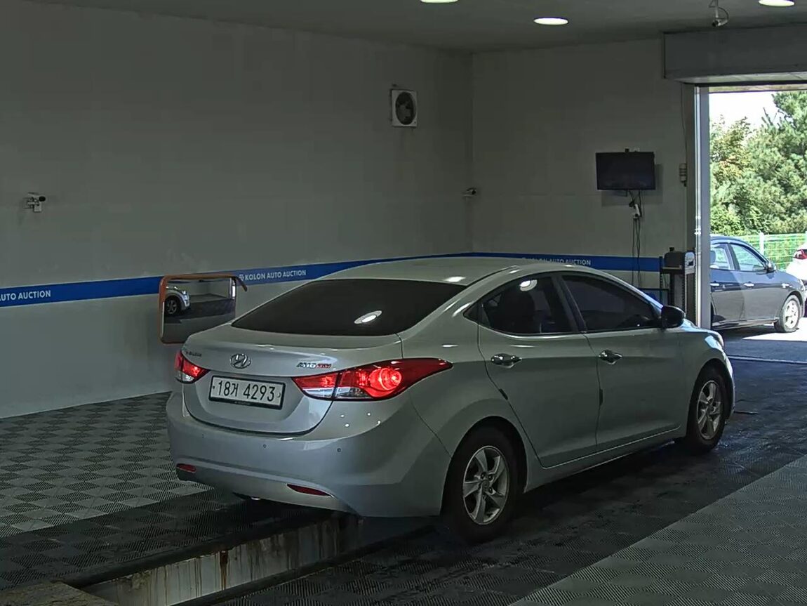 HYUNDAI AVANTE MD M16 GDi LUXURY 2012 - zdjęcie 5