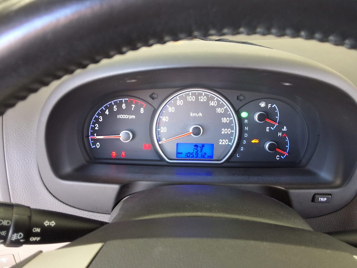 HYUNDAI AVANTE HD 1.6 VVT S16 LUXURY 2007 - zdjęcie 9