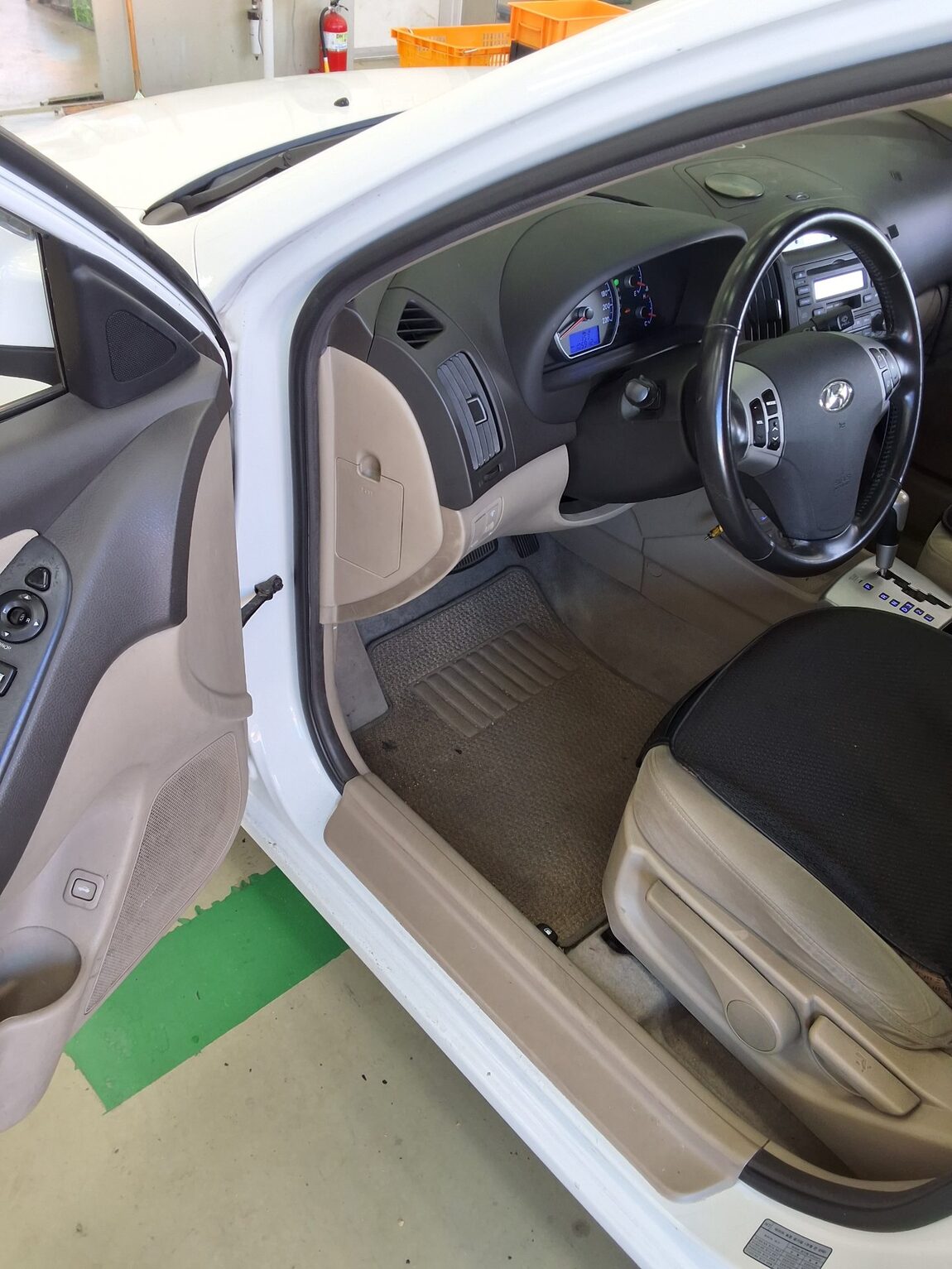 HYUNDAI AVANTE HD 1.6 VVT S16 LUXURY 2007 - zdjęcie 10