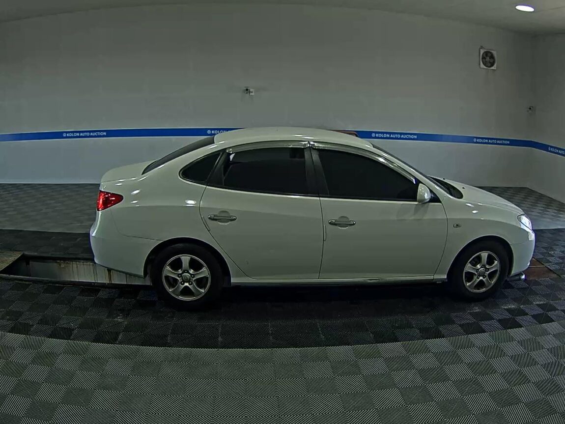 HYUNDAI AVANTE HD 1.6 VVT S16 LUXURY 2007 - zdjęcie 4