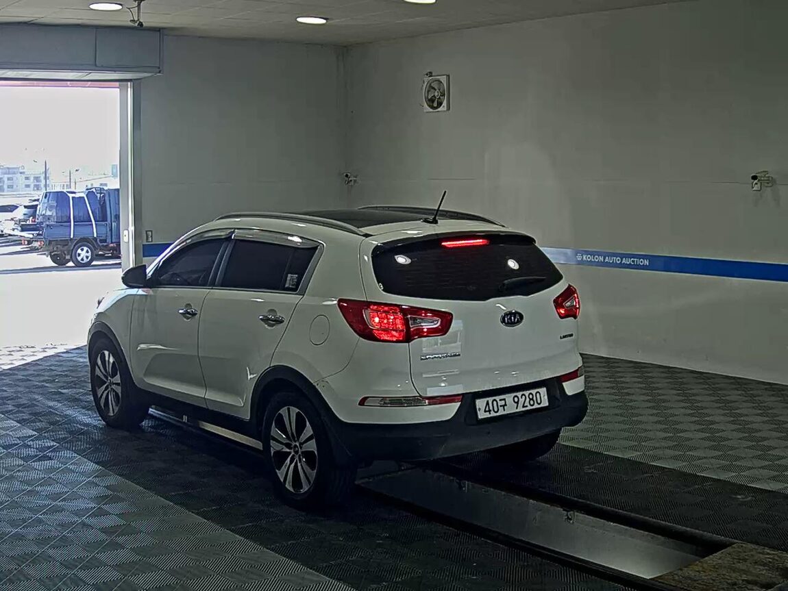KIA SPORTAGE R DIESEL R2.0 2WD LIMITED 2012 - zdjęcie 6