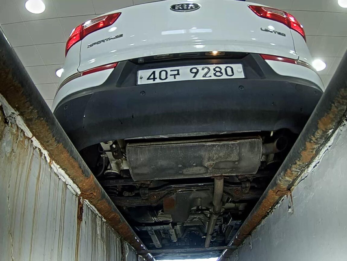 KIA SPORTAGE R DIESEL R2.0 2WD LIMITED 2012 - zdjęcie 8