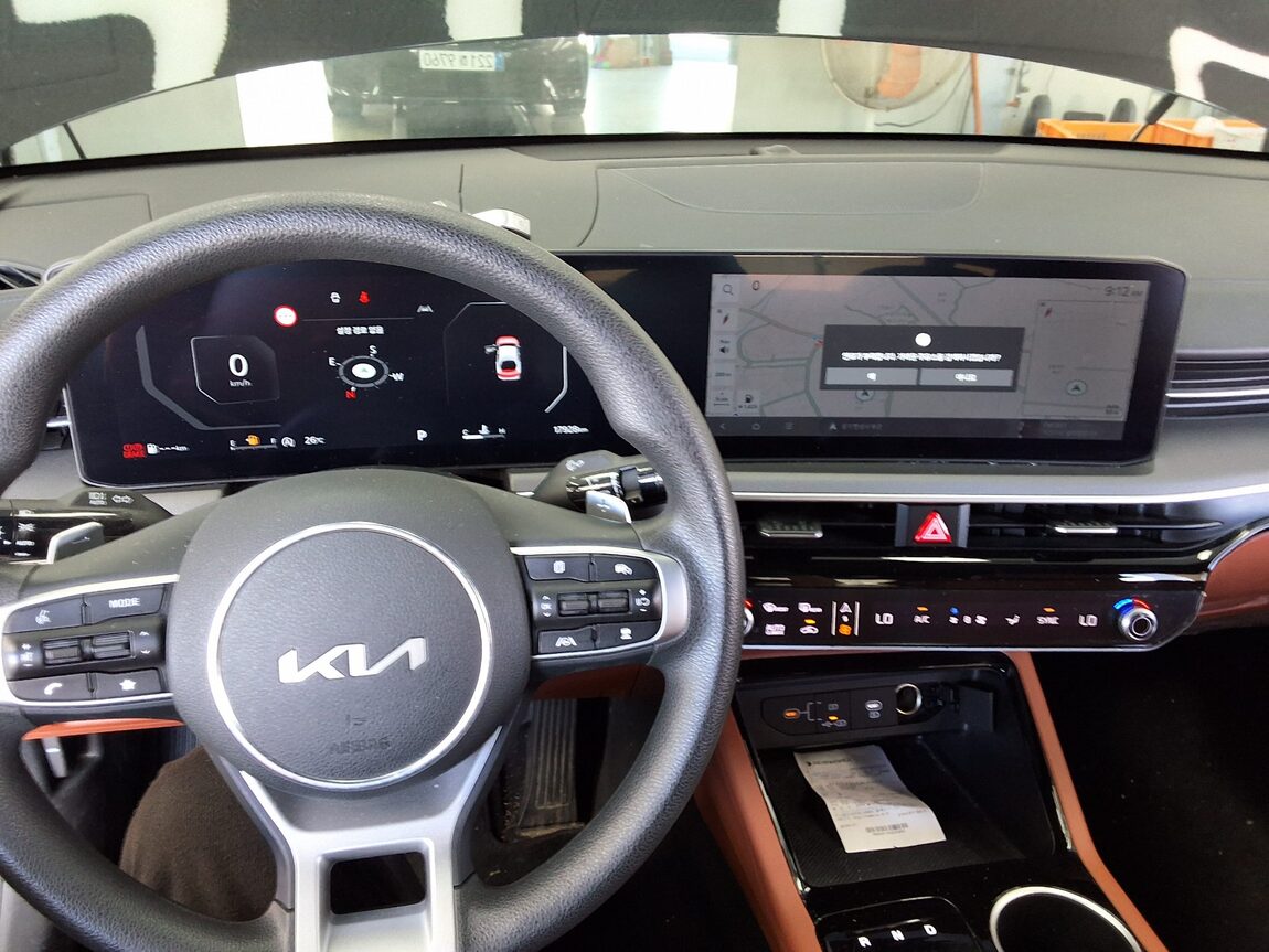 KIA THE NEW K5 (DL3) 2.0 GASOLINE PRESTIGE 2024 - zdjęcie 18